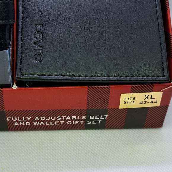 Levi's Leather Black RFID Bi-Fold Wallet and Adjustable Belt Set XLarge Men's - Picture 6 of 10